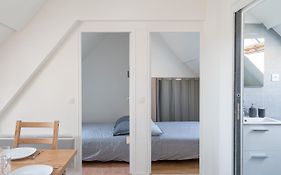 T3 Lumineux Proche Château Tout Equipé